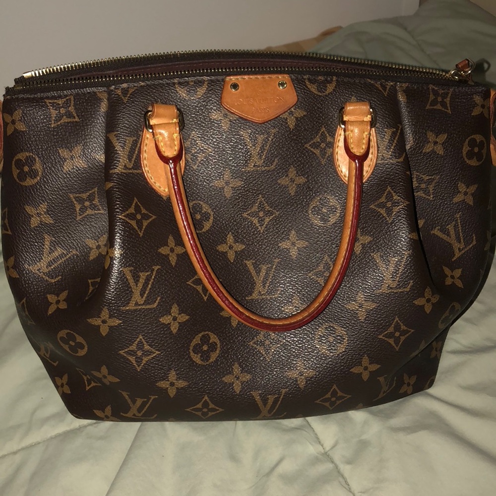 Louis Vuitton Purse